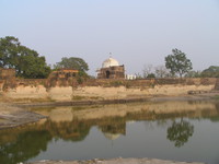 041222161224_ganesha_temple