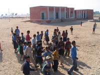 041208211006_kids_in_desert_school