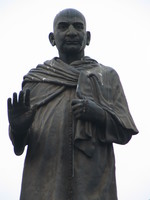 041130035112_mahatma_gandhi