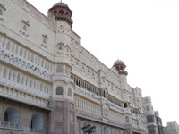 041209033654_badal_mahal