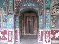 041221163948_bundi_murals