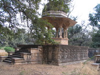 041221140454_royal_cenotaphs