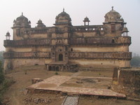 050103122308_jahangir_mahal