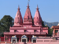 041205235152_pink_temple