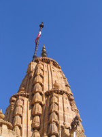 041214221640_flag_on_jain_temple