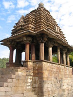 041231132018_varaha_temple
