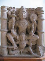 050104122558_vishnu_on_garuda