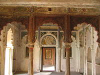 050104150510_rooms_of_rani_mahal