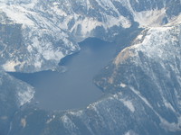 041128133504_mountain_lake