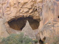 005_the_cave_of_the_valley