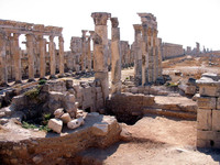 004_entering_apamea