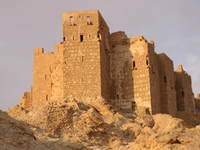 050_arabic_castle_for_sunset