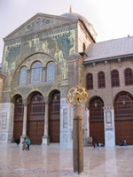 004_the_mosque_building