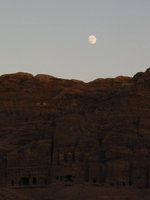 032_moon_rise_over_the_tombs