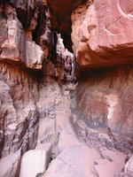 013_inside_the_siq_with_wall_carving