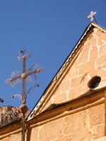 027_church_and_cross