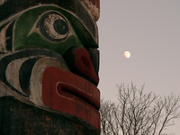 01030023_totem_and_moon_closeup