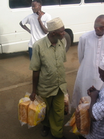 bread hawker Ushoto, East Africa, Tanzania, Africa