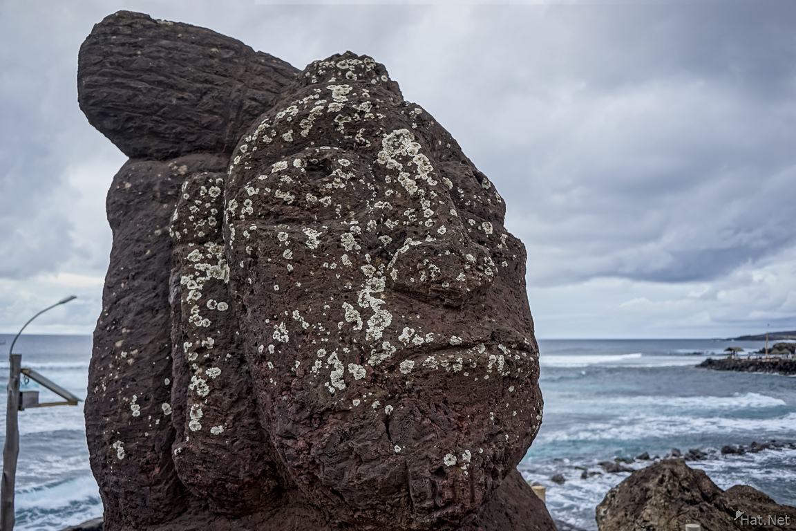 woman moai head