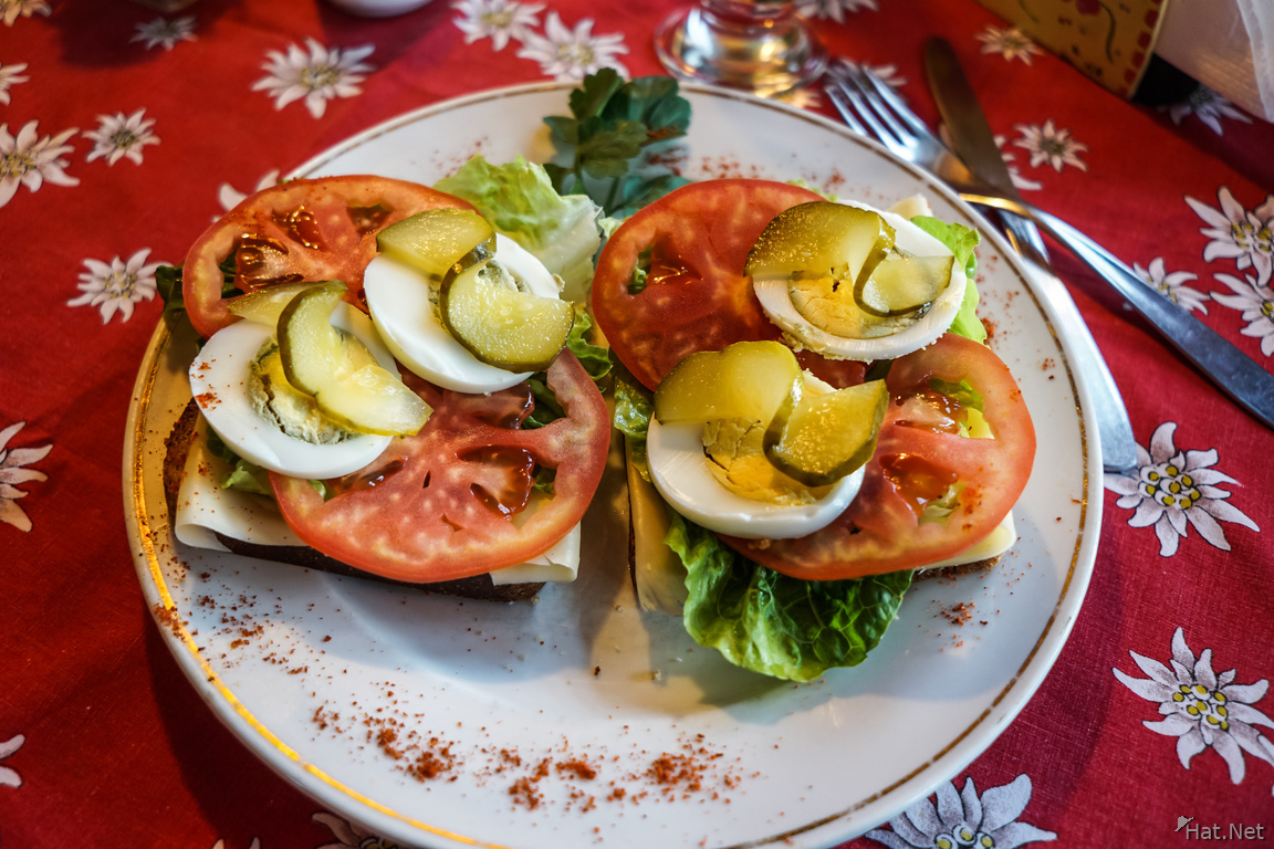 food--veggie sandwich at Bar Suizo
