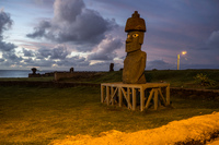 fake ahu moai Hanga Roa,  Región de Valparaíso,  Chile, South America